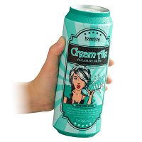 Lágy, realisztikus ajkak és mély torok egy Cream Ale maszturbátor dobozban - 78692141 - 5